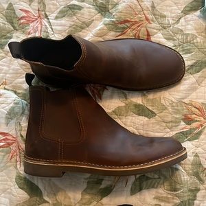 These are Clark’s that were sold at The Gap in 2018. They are US Men’s size 11